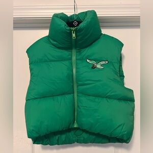 Unique eye catching Philadelphia Eagles girls cropped puffer jacket 💚🦅🖤